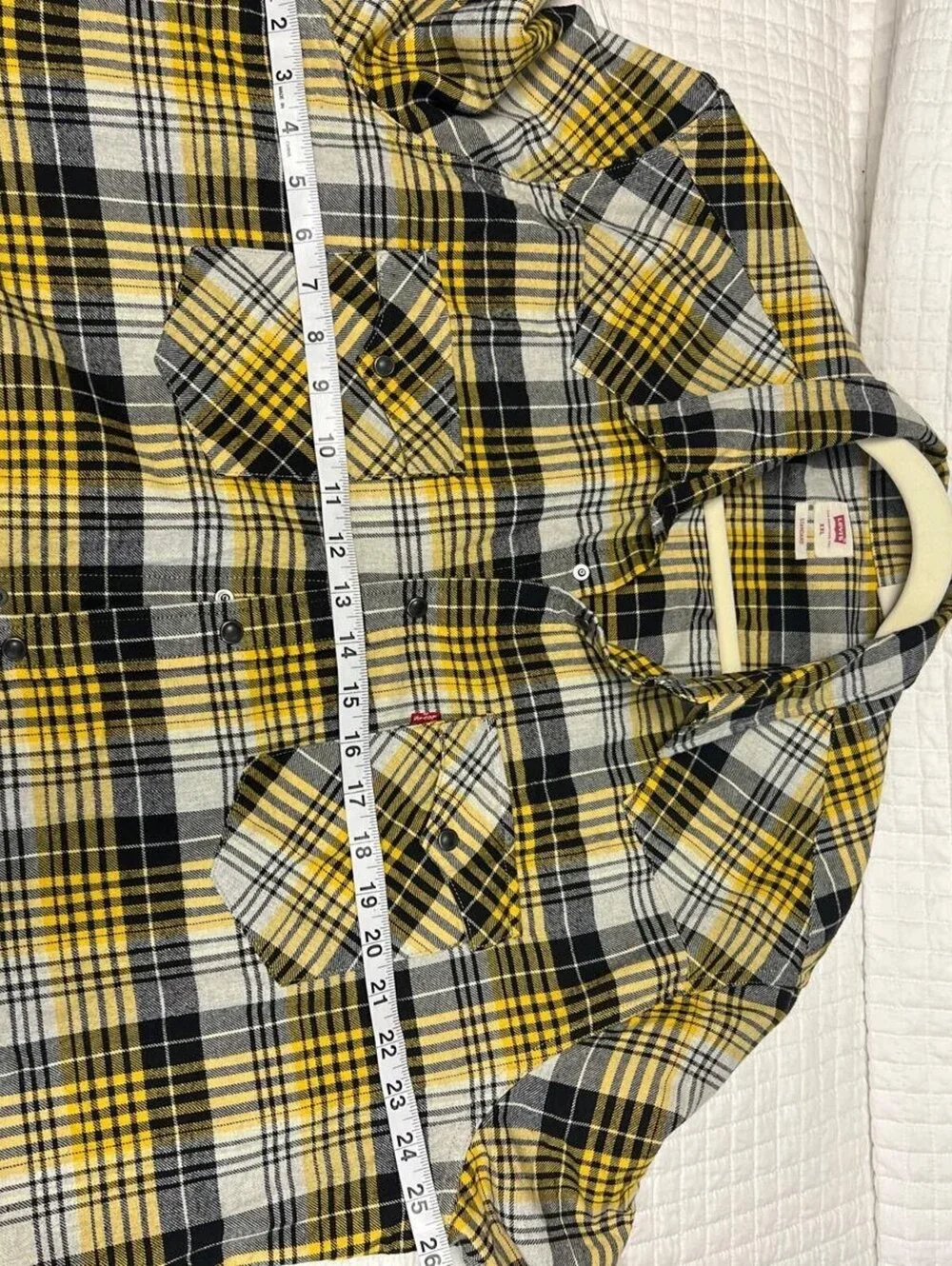 Levis levi button
